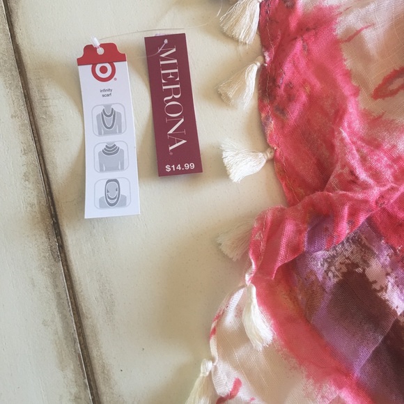 Scarf - Picture 3 of 3